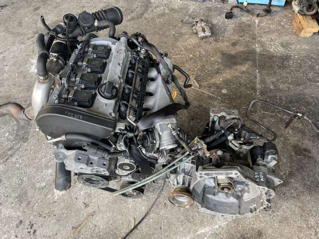 VOLSKWAGEN GOLF 1 8T AGU KOMPLE MOTOR